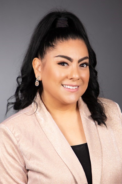 Amanda Barrozo, educator and school counselor-in-training